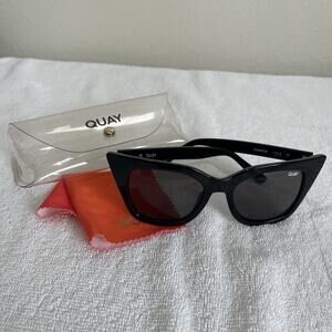 Quay Australia Harper Black Frame Smoke Lens Cat-Eye Sunglasses With Case, Cloth